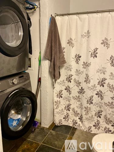 Salisbury Condo: 7 Shea St