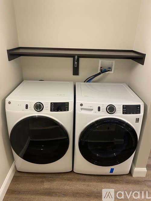 New Hartford Apartment: 112 Copeland Ct