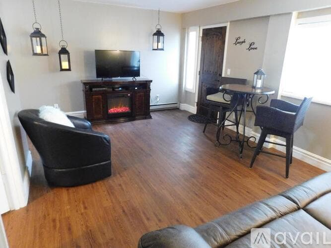Cody House: 726 14th St