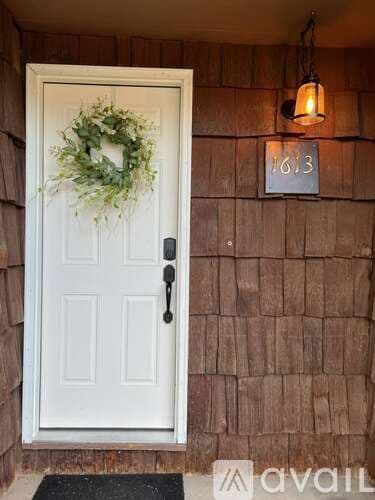 Cody House: 1613 Draw St