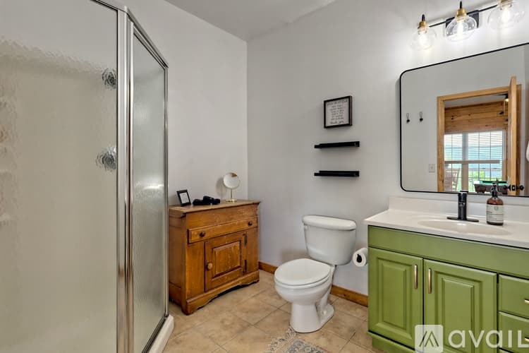 Clayton House: 233 Orchid Trl