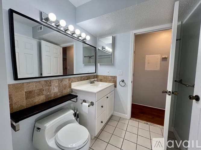 Middletown Condo: 3 Forest Glen Circle