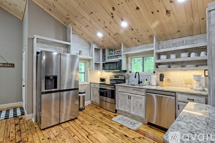 Rabun Gap House: 243 Ov Justus Rd