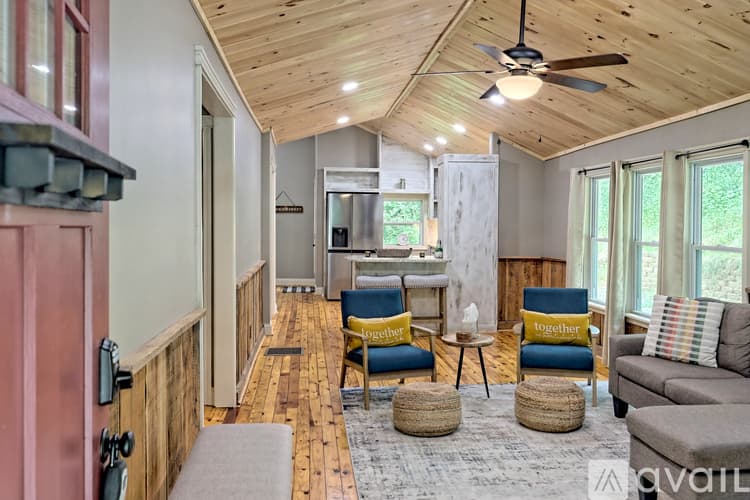 Rabun Gap House: 243 Ov Justus Rd