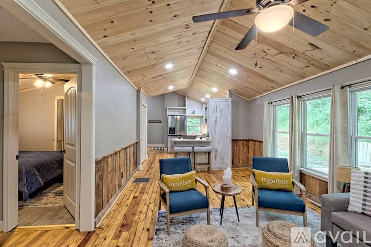 Rabun Gap House: 243 Ov Justus Rd