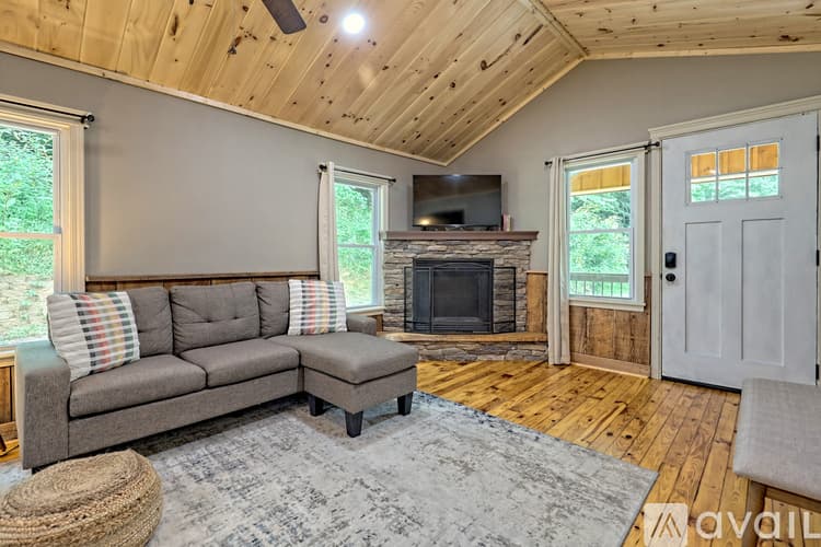Rabun Gap House: 243 Ov Justus Rd