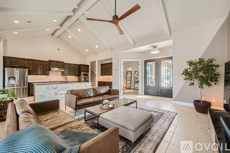 Georgetown House: 100 Dakota Drive