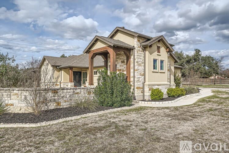 Georgetown House: 100 Dakota Drive