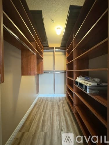 Clearwater Apartment: 2732 Via Murano