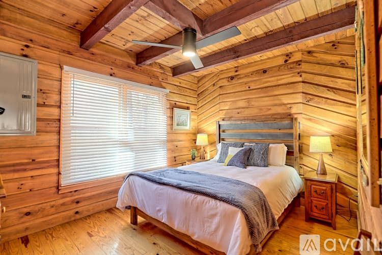 Demorest House: 266 Peaceful Waters Cir