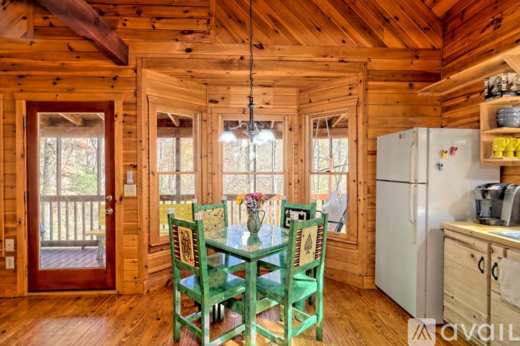Demorest House: 266 Peaceful Waters Cir