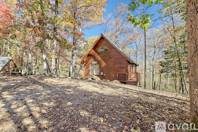 Demorest House: 266 Peaceful Waters Cir