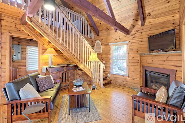 Demorest House: 266 Peaceful Waters Cir