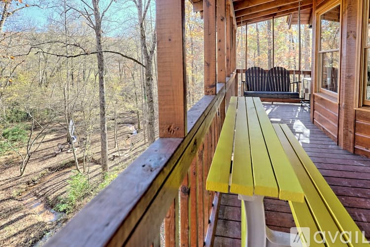 Demorest House: 266 Peaceful Waters Cir