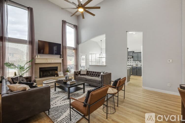 Haltom City House: 5717 Windmere Ln