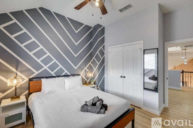 Haltom City House: 5717 Windmere Ln