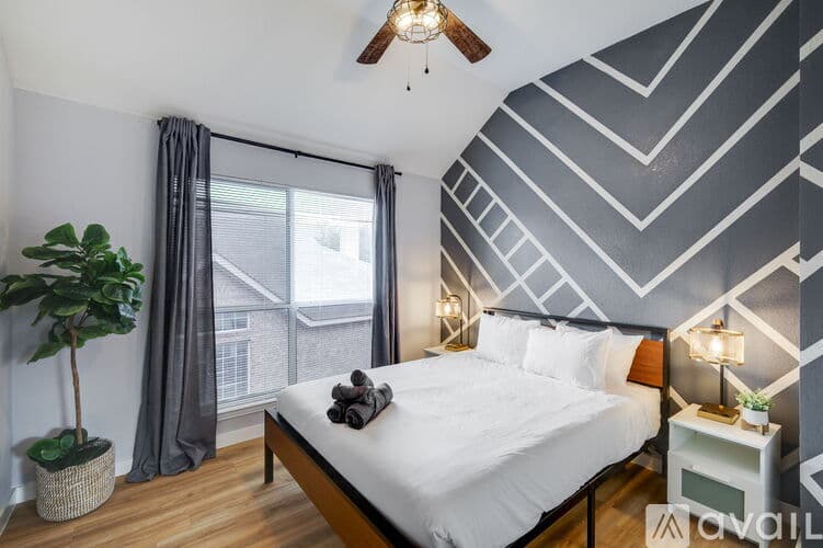Haltom City House: 5717 Windmere Ln