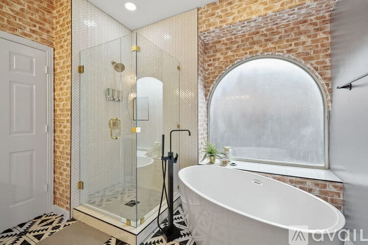 Haltom City House: 5717 Windmere Ln
