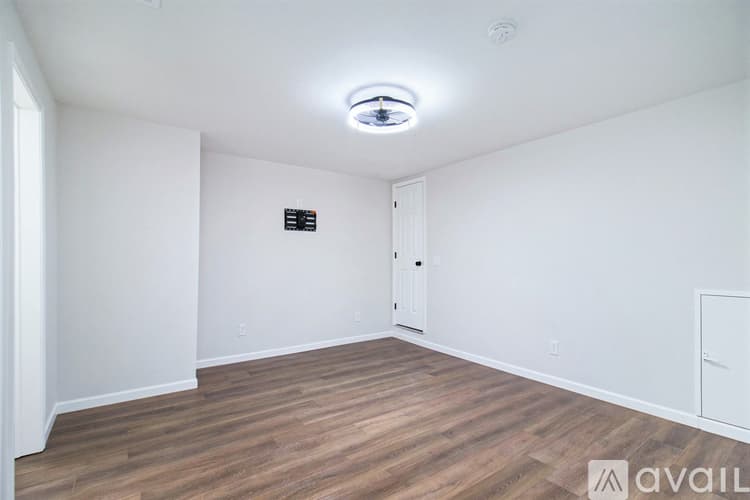 Conley Apartment: 4007 Moore Creek Drive