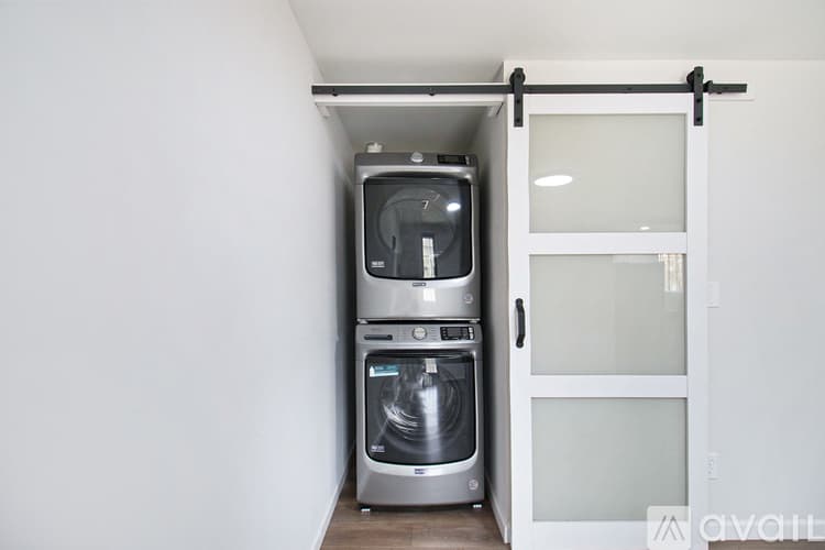 Conley Apartment: 4007 Moore Creek Drive