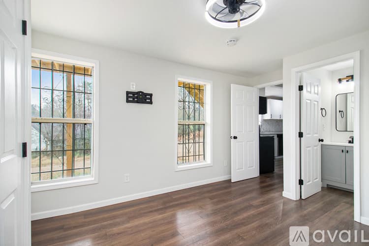 Conley Apartment: 4007 Moore Creek Drive