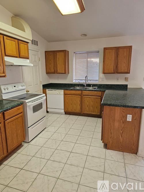 Lake Havasu City Apartment: 3035 N Kiowa Blvd