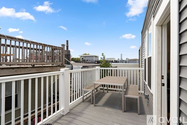 Boston Apartment: 349 W Fourth St