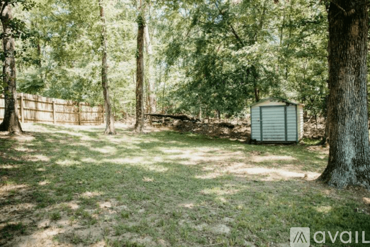 Jacksonville House: 19 Del Tara Dr