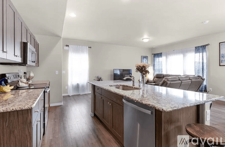 Colorado Springs House: 8075 Basaltic Dr
