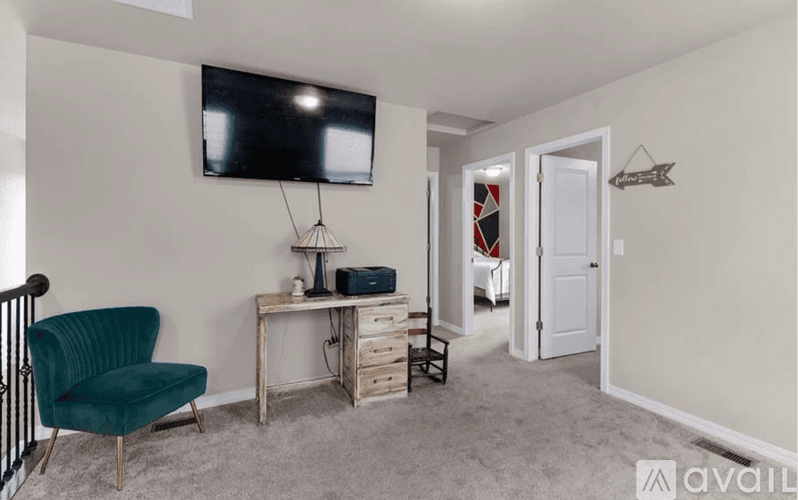 Colorado Springs House: 8075 Basaltic Dr