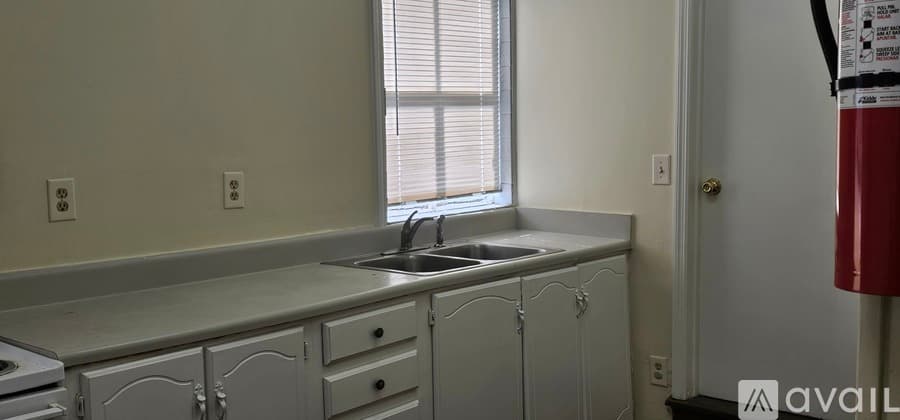 Augusta Apartment: 2820 Fleming Dr