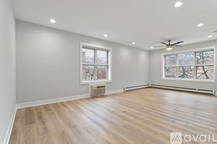 Chicago Apartment: 1303 W Estes Ave