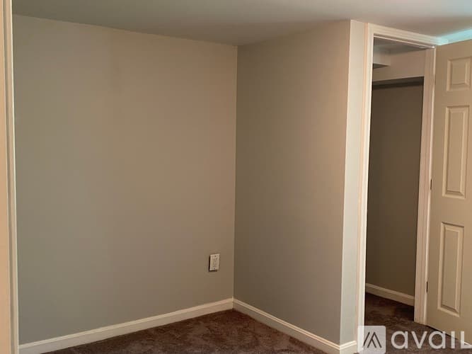 Providence House: 24 Huxley Ave