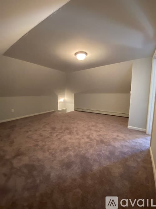 Providence House: 24 Huxley Ave
