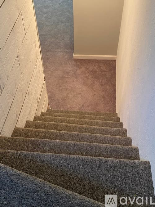 Providence House: 24 Huxley Ave