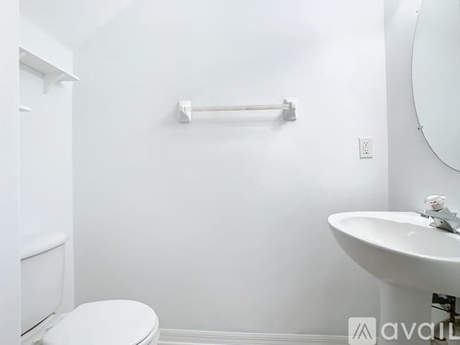 Tampa Townhome: Gaspar Oaks Dr