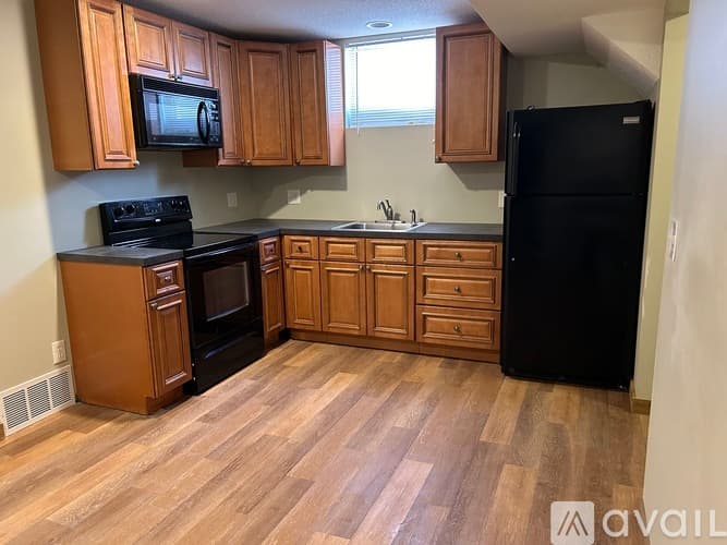 Mission Townhome: 6329 West 50th Street
