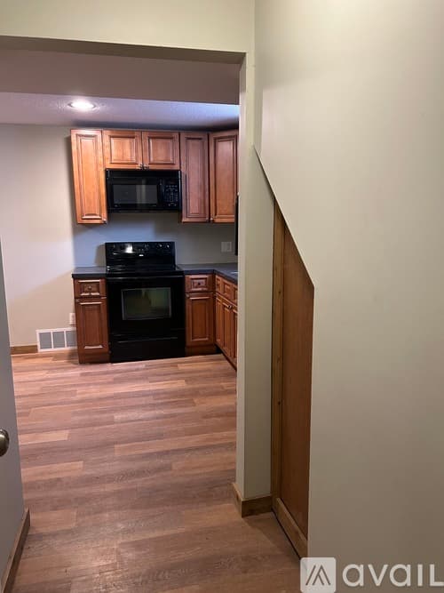 Mission Townhome: 6329 West 50th Street