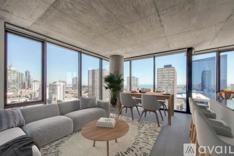 Chicago Apartment: 2217 S Wabash Ave
