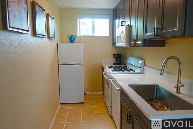 Menifee Apartment: 30406 Cleary Street