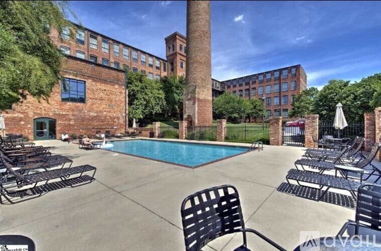 Greenville Condo: 400 Mills Avenue