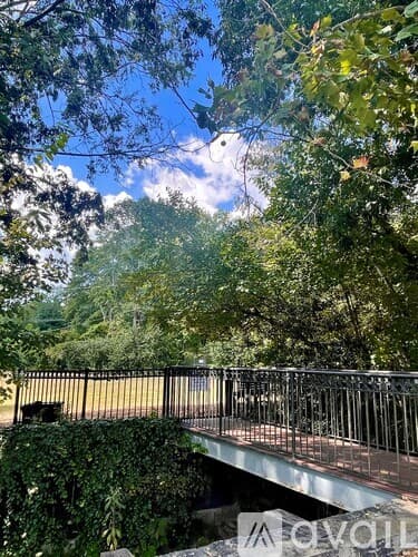 Greenville Condo: 400 Mills Avenue