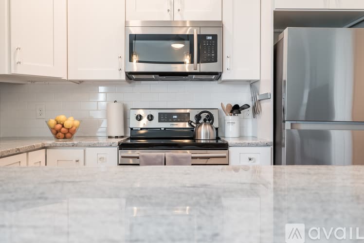 Cambridge Apartment: 11 Plymouth St