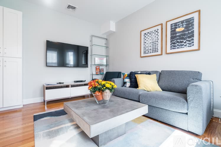 Cambridge Apartment: 11 Plymouth St