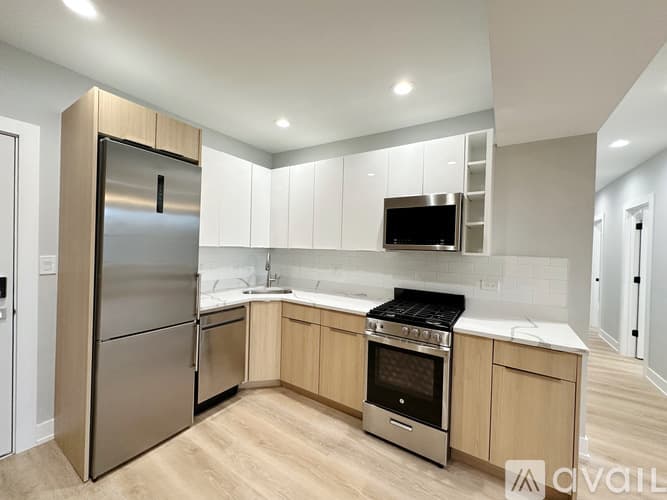 Chicago Apartment: 1554 W Juneway Terrace