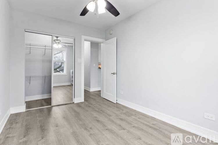 Chicago Apartment: 1521 W Sherwin Ave