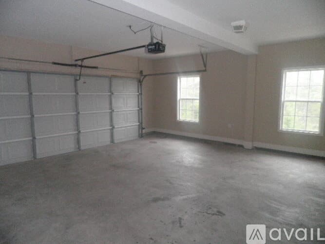 Milledgeville House: 244 Stoneridge Dr
