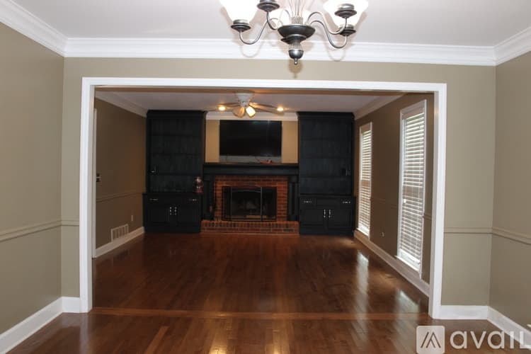 Marietta House: 2164 Westbury Court Southwest