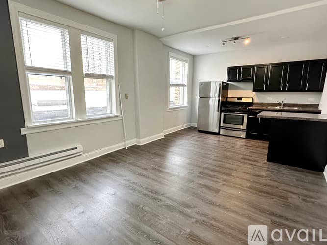 Chicago Apartment: 5860 N Kenmore Ave