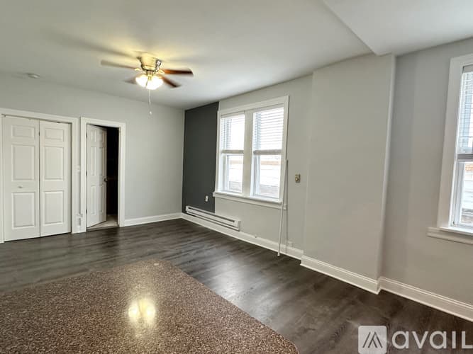 Chicago Apartment: 5860 N Kenmore Ave